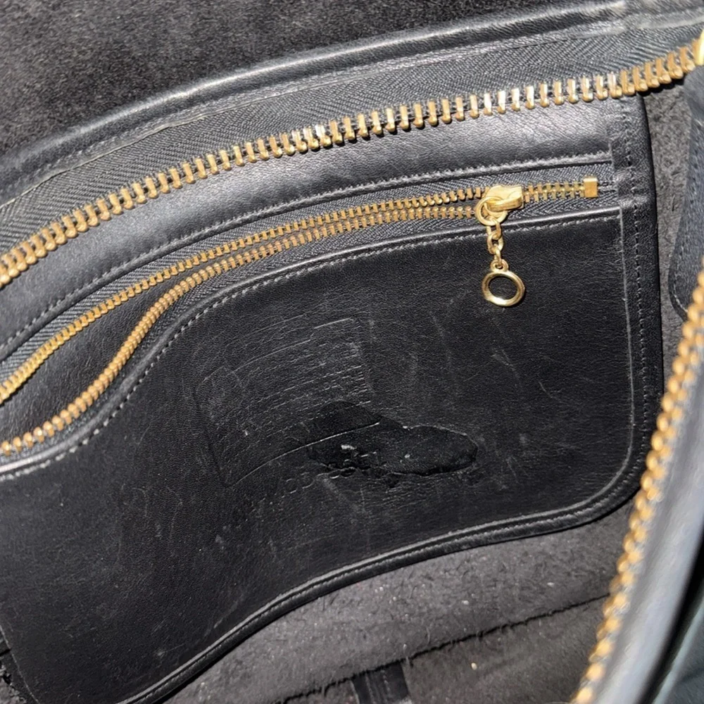 COACH purse Leather and Brass Flap Top Shoulder Bag vintage 1990s Patricia - Picture 7 of 10